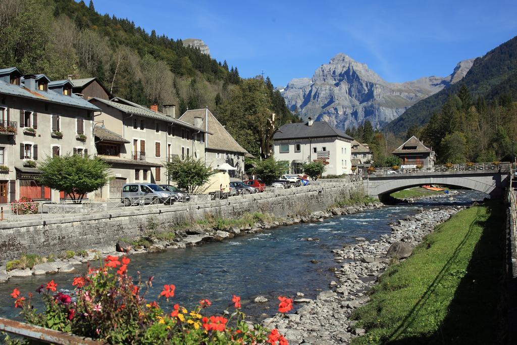 Village Vacances Le Salvagny Sixt Exterior foto